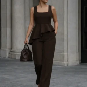 Conjunto de Alfaiataria Feminino Peplum e Calça Reta - Sophisticated Shape